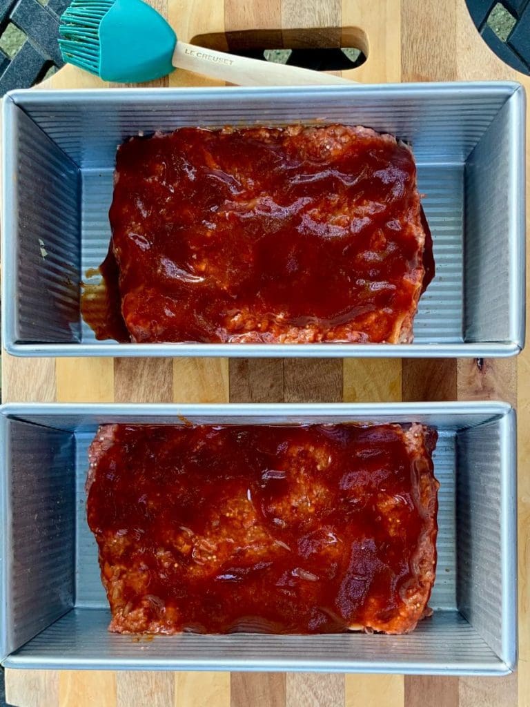 Meatloaf in two loaf pans